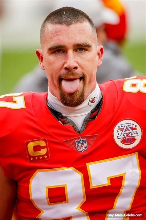 travis kelce nude|Travis Kelce Nude And Bulge Sexy Photos